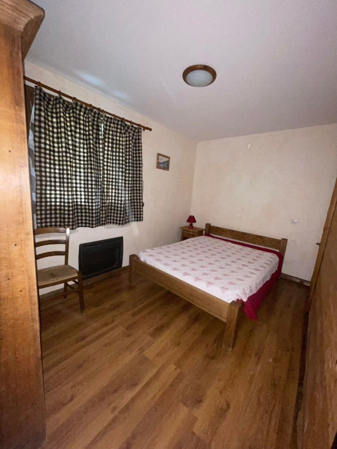 Holiday home Deux Appartements: Village Center *